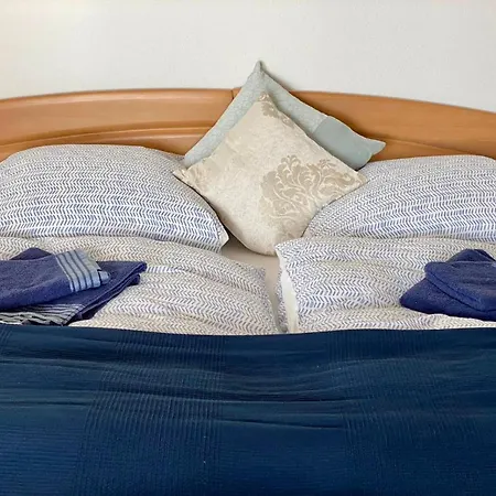 - Schoene Aussicht Διαμέρισμα *