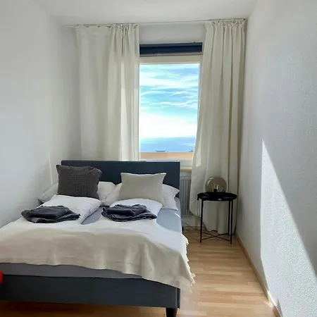 - Schoene Aussicht Apartment *